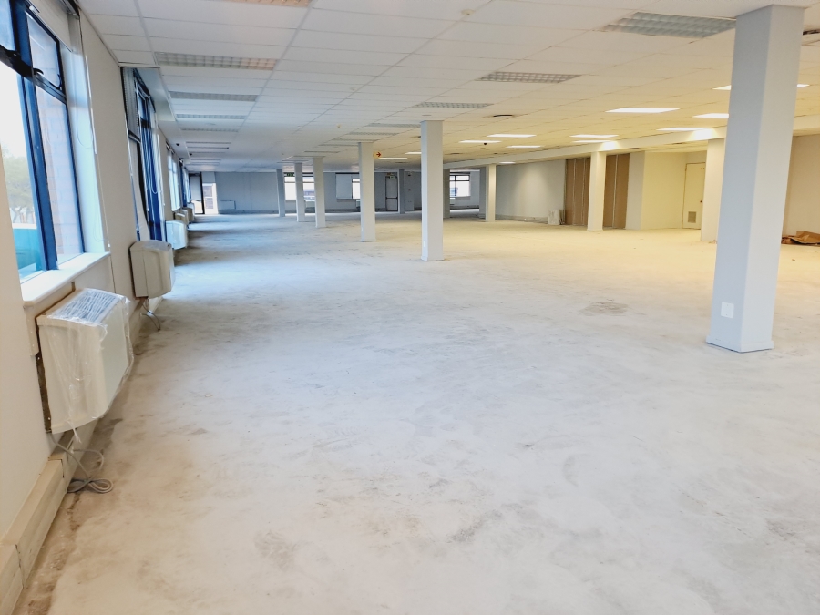 To Let commercial Property for Rent in Plattekloof Western Cape